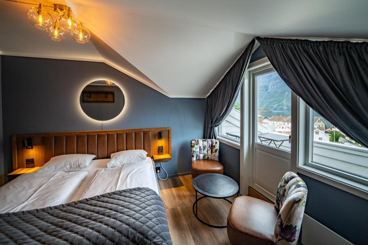Hotel Aurlandsfjord エクステリア 写真